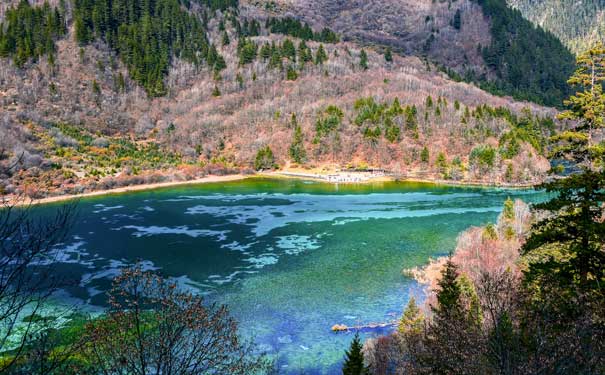 九寨沟旅游景点：五花海