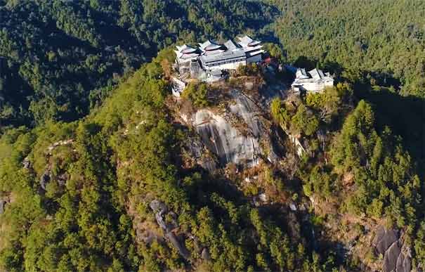 腾冲旅游10大景点推荐：云峰山