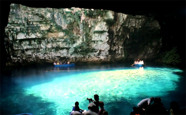 希腊旅游：凯法利尼亚岛 sami小镇 梅丽萨尼洞（Melisani Cave）