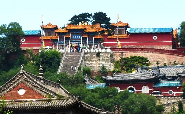 山西旅游：五台山白塔