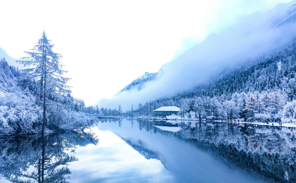 小长假重庆周边旅游地点推荐：毕棚沟雪景