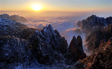 黄山旅游：冬季日出
