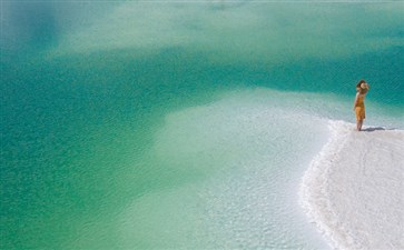 青海大柴旦翡翠湖-重庆旅行社