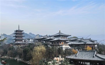 湖北旅游：襄阳中国唐城影视基地仿唐建筑