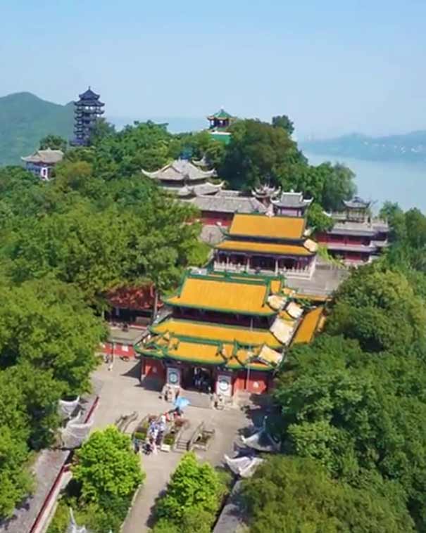 重庆出发三峡旅游：丰都鬼城