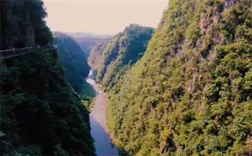 黔江芭拉胡城市大峡谷-重庆青年旅行社