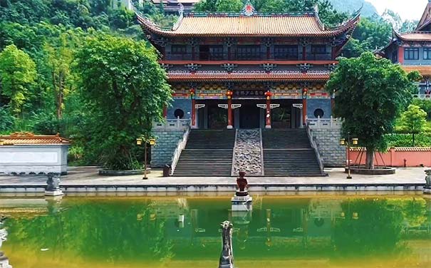 重庆旅游盛夏避暑：四面山少林寺