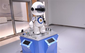 华东国学研学夏令营：浙江杭州萧山机器人展示中心