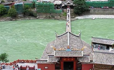 重庆自驾西藏旅游：G318四川段泸定桥