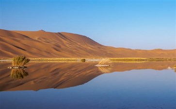 重庆自驾旅游：内蒙古巴丹吉林沙漠音德日图神泉