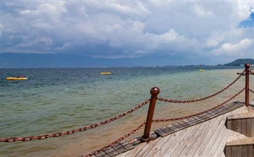 重庆自驾游：抚仙湖抚海湾景区