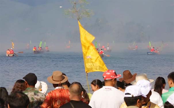 泸沽湖旅游：摩梭族转山转海节