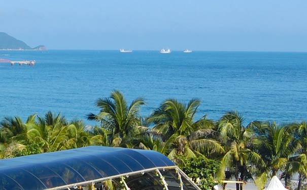 海南三亚旅游：大东海海景