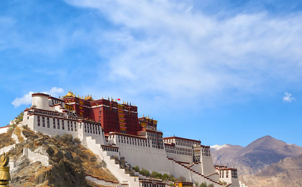 8月去西藏旅游：拉萨布达拉宫