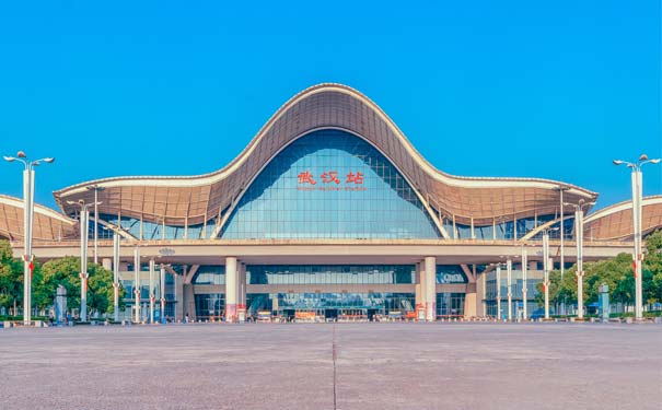武汉火车站全景图图片
