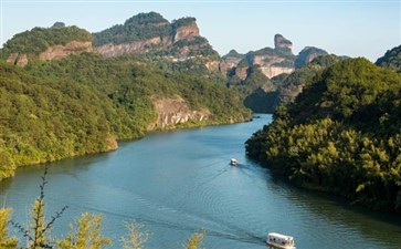 全景广东旅游：韶关丹霞山景区