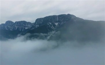 四川眉山瓦屋山景区