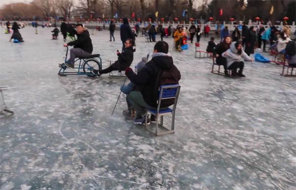 北京什刹海滑冰