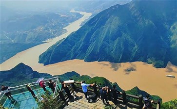 重庆自驾旅游：奉节三峡之巅景区