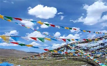 西藏嘉措拉山口