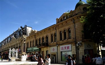 哈尔滨赏雪旅游-东北冰雪旅游-重庆青年旅行社