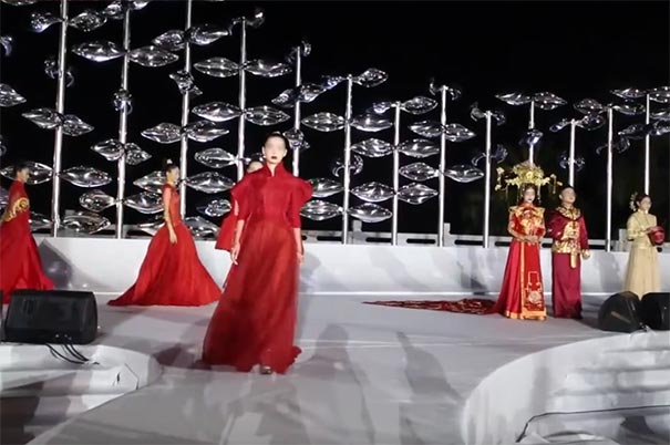 2021第25届三亚国际婚庆节开幕式婚纱走秀