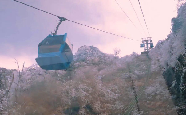 金佛山西坡索道初雪