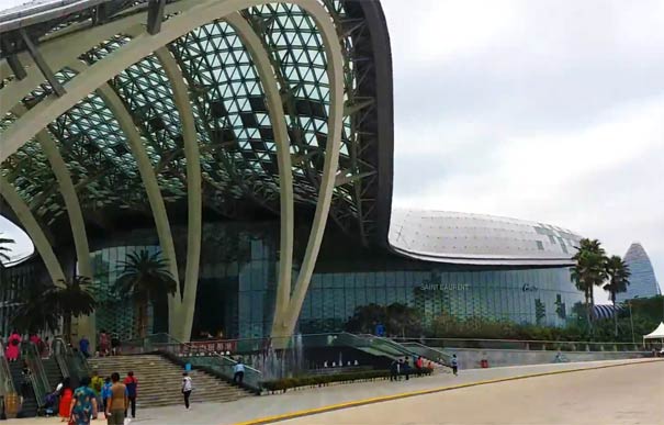 海南购物旅游：海棠湾国际免税店