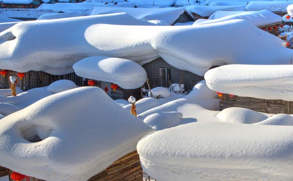 东北黑龙江冬季旅游：雪乡雪景