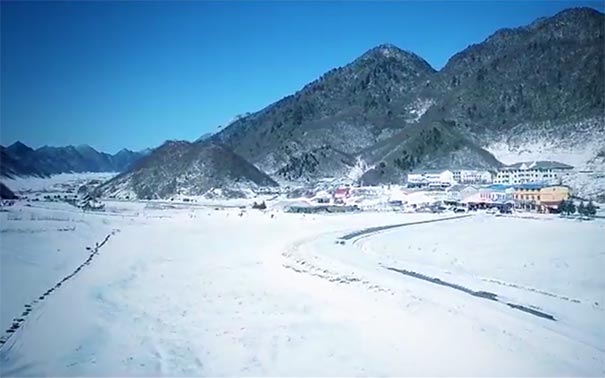 重庆旅游：巫溪红池坝冬季雪景