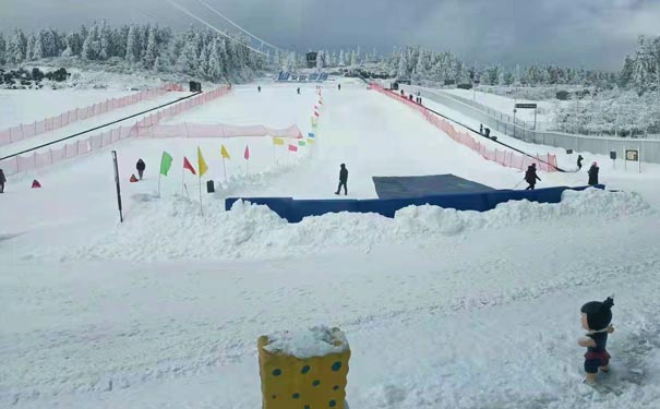 2021年12月31日仙女山滑雪场雪景实拍