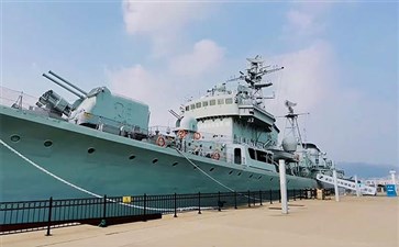 山东旅游：威海刘公岛110导弹驱逐舰