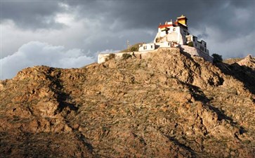 西藏旅游：山南雍布拉康