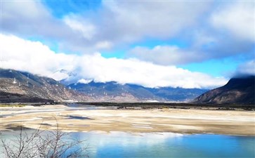 西藏旅游：雅鲁藏布江大峡谷