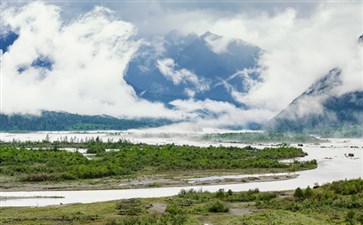 西藏旅游：尼洋河风光带