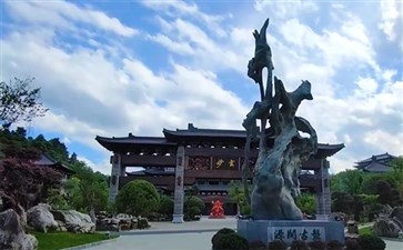 夕阳红旅游专列：浙江开化根宫佛国景区
