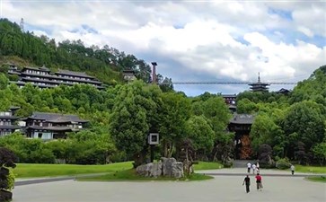 夕阳红旅游专列：浙江开化根宫佛国景区