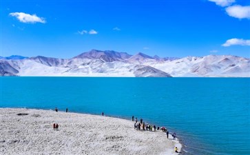 新疆夕阳红旅游专列：帕米尔高原白沙湖(布伦口湖)