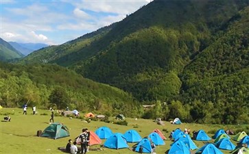 特价川西旅游：孟屯河谷高桥沟露营基地