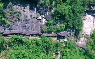 重庆旅游：阿依河景区巴山廊亭