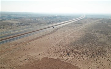 特价新疆旅游：S21沙漠公路