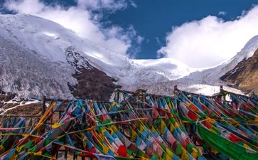 重庆自驾旅游：西藏卡若拉冰川