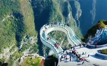 重庆自驾旅游：云阳龙缸云端廊桥