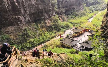 重庆旅游：武隆天生三桥