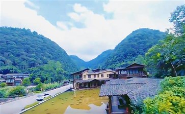 重庆自驾游：十二背后双河客栈