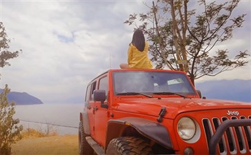 云南昆大丽旅游：大理洱海jeep旅拍