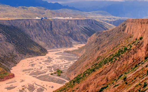 十月新疆旅游推荐：安集海大峡谷