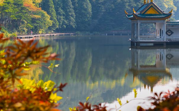 10月江西旅游景点推荐：庐山如琴湖