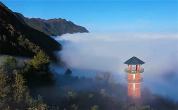 秋季重庆周边自驾游：雪宝山秋季云海