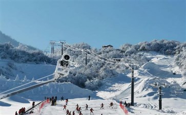 达古冰川雪景